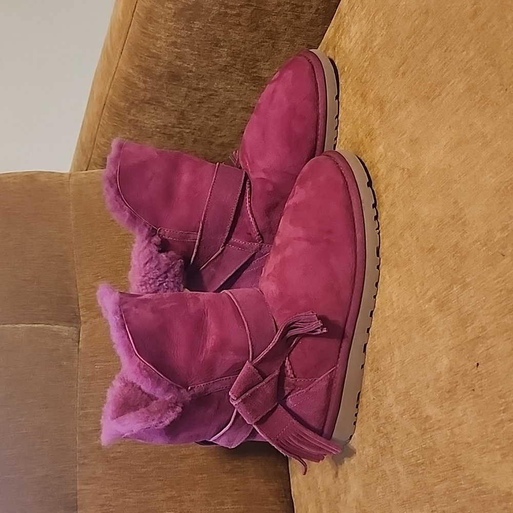 Ugg Boot - image 8